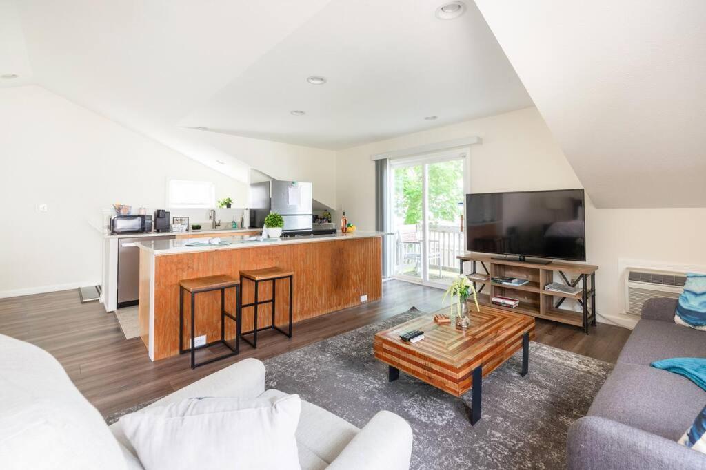 Studio Suite 5 Minutes To Downtown 印第安納波利斯 外观 照片